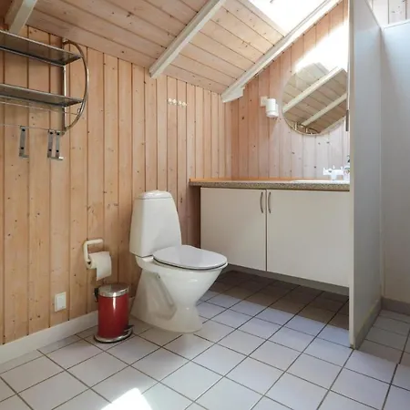 Awesome In W/ Sauna And 3 Bedrooms Дом отдыха